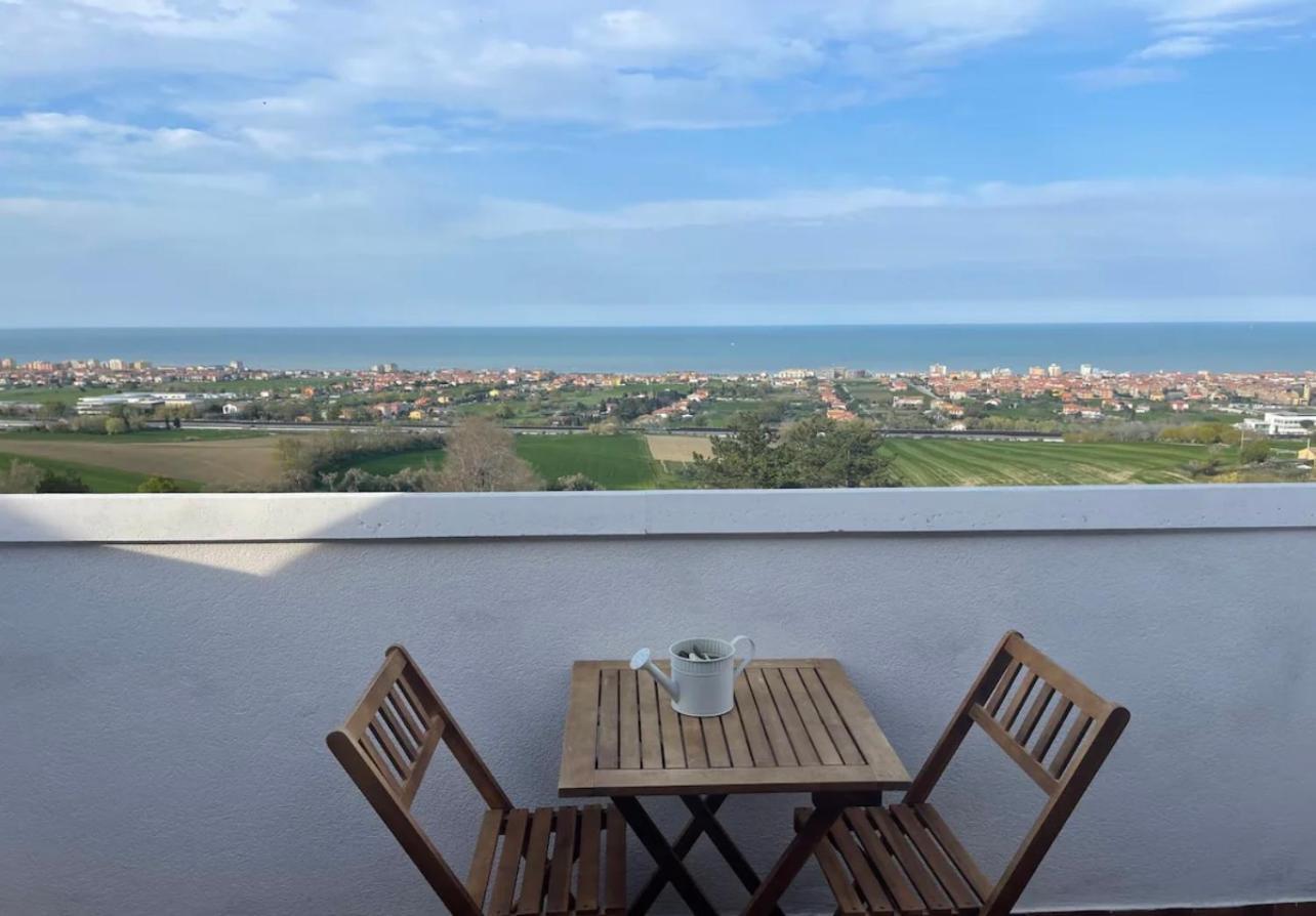 B&B Villa Alma San Costanzo 外观 照片